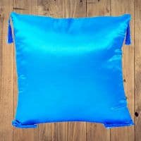 Подушка голубая АТЛАС с белым полем и кисточками
